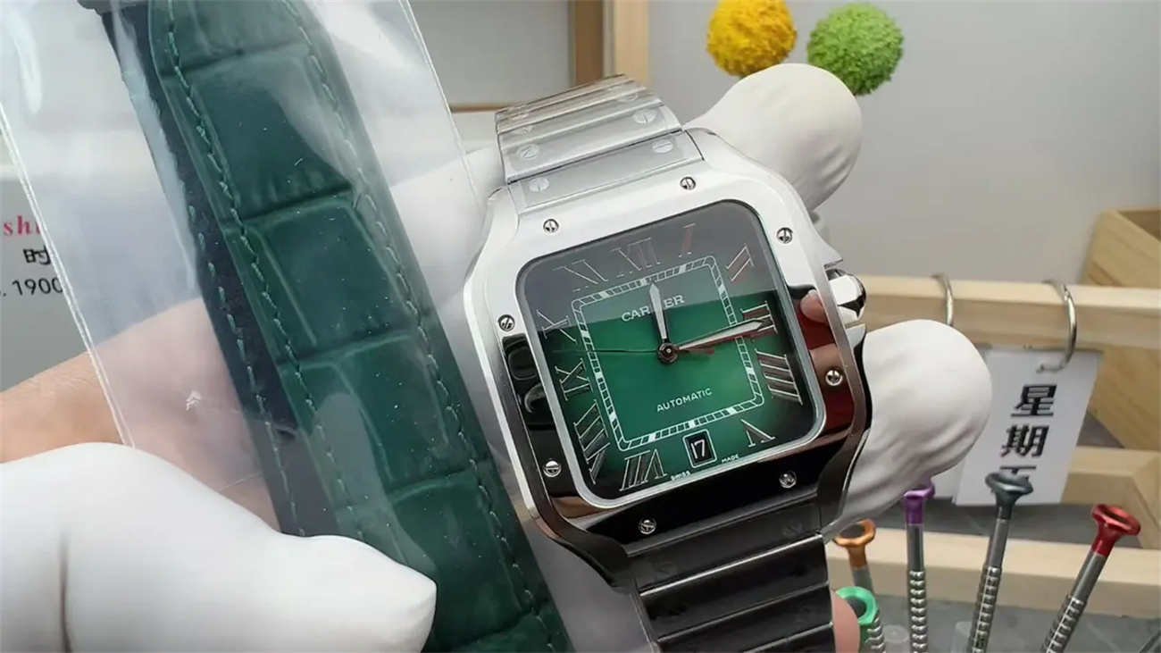 BV Factory Cartier Santos Green Dial Replica – Large Gradient Model (Miyota 9015)