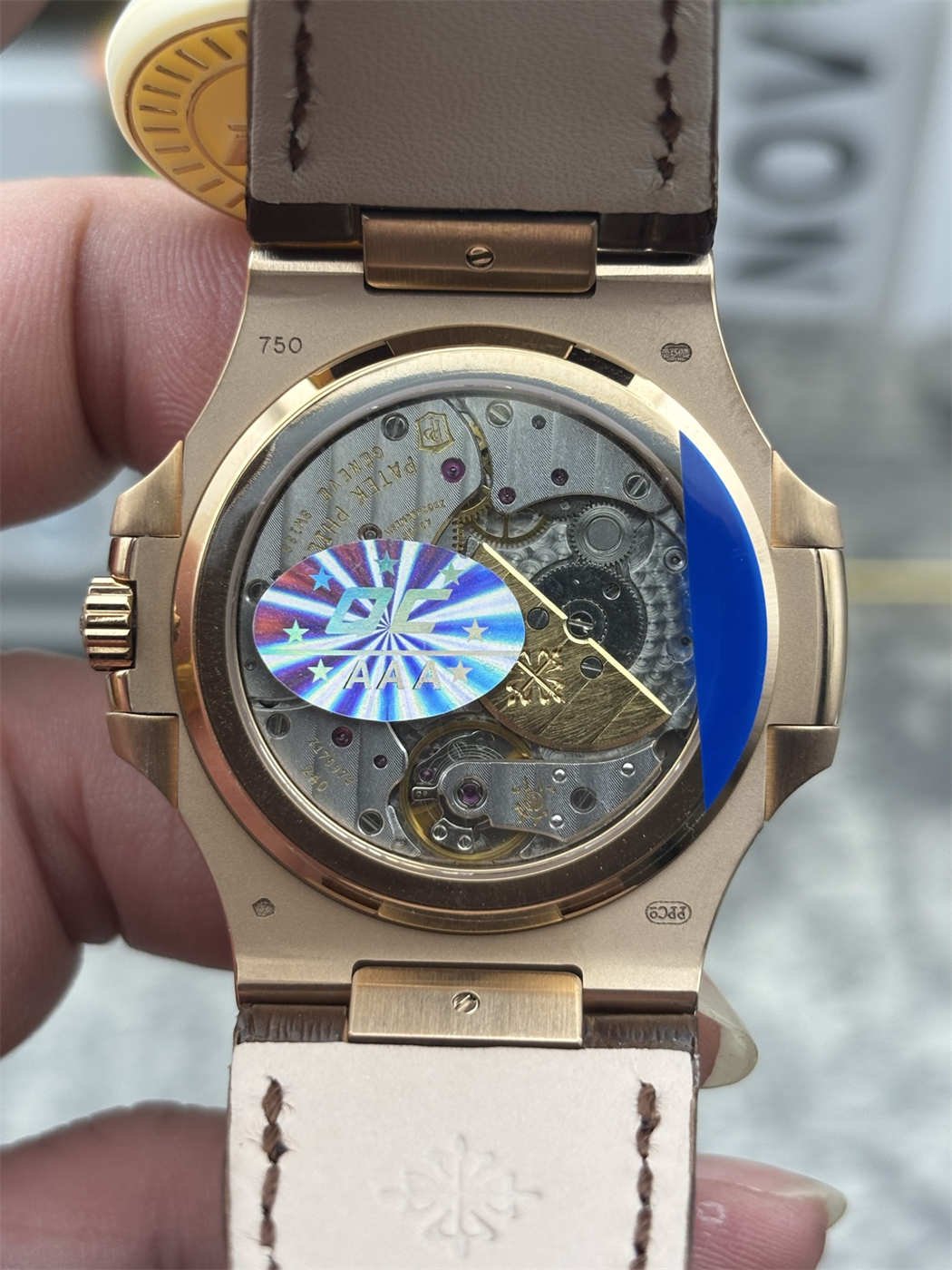 Patek Philippe Nautilus 5712/1R Replica – Rose Gold Moonphase Watch