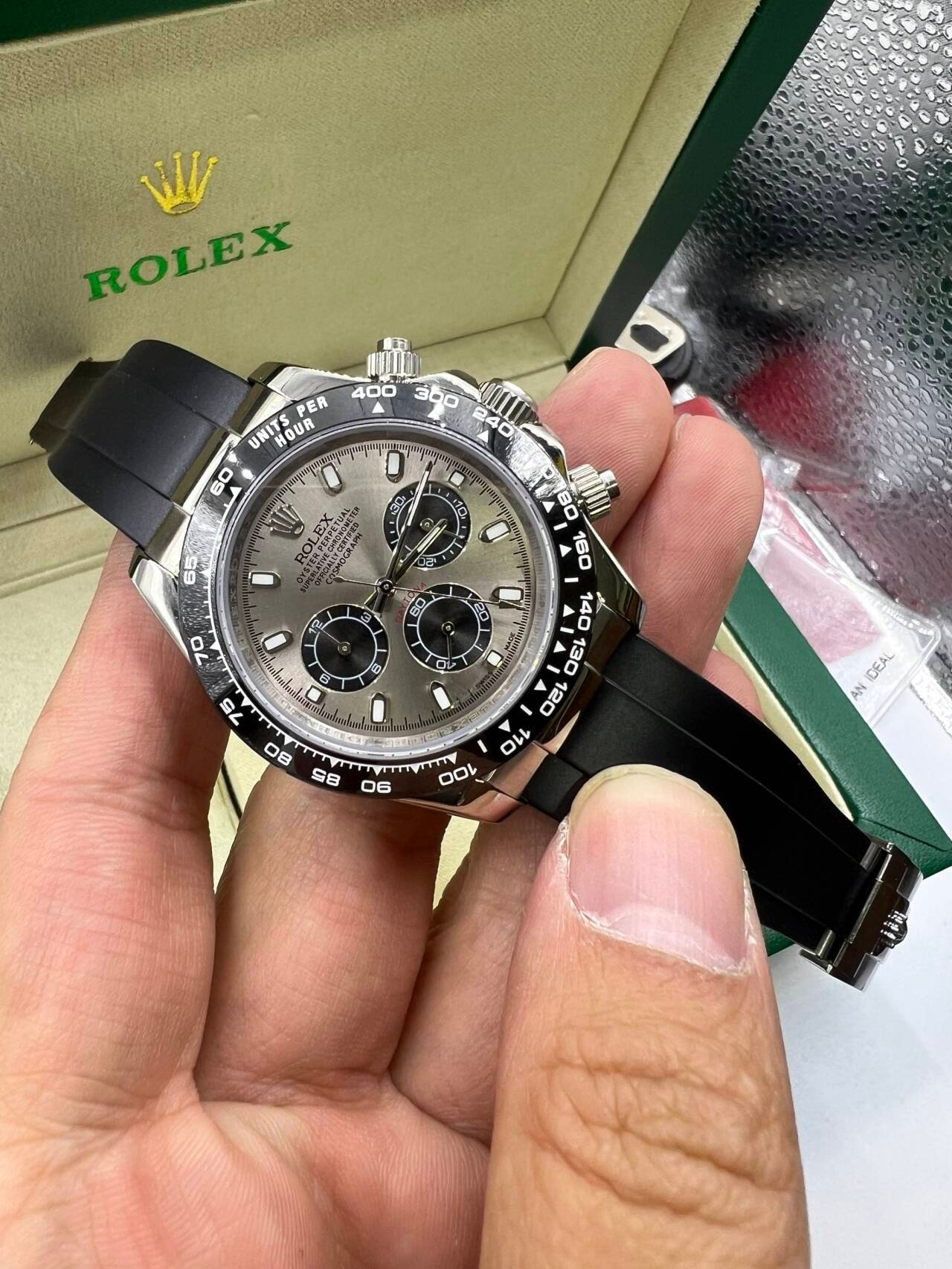Replica Rolex Daytona Grey Dial Ceramic Bezel 40MM Watch New241114