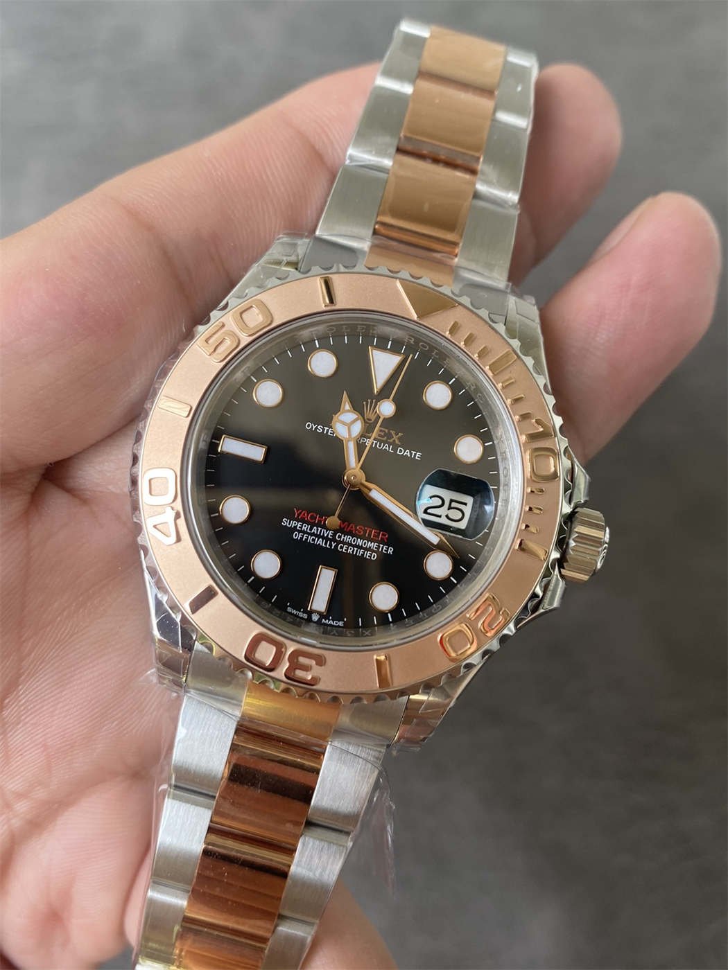 VSF Yacht-Master 40 Two-Tone Black Dial – 126621 Replica (VS3235)